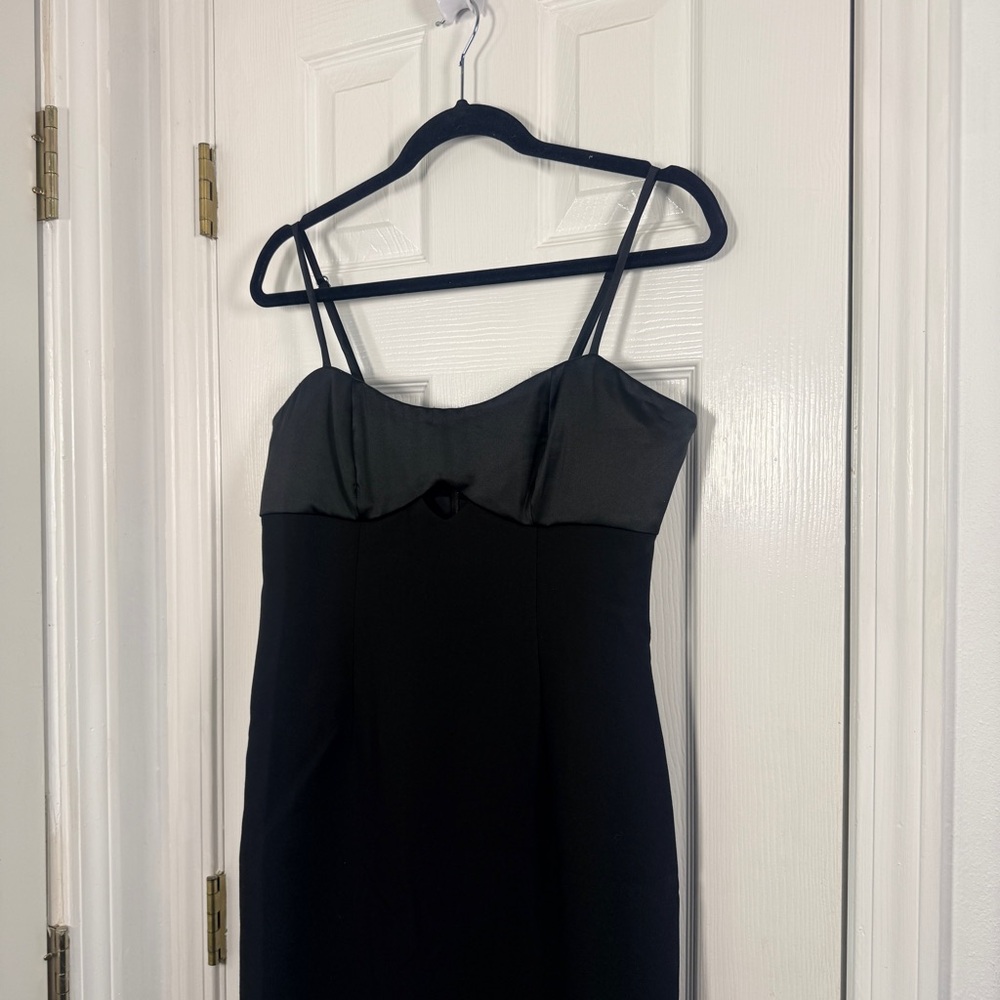 Likely KALANI DRESS Black‎ cut out detail feathers 8 - Picture 6 of 9